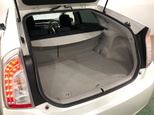 プリウスＳツーリングセレクション　修復歴／車検整備付／純正マット１年保証距離無制限　走行距離１１２０４３キロ　車検整備付　純正カーペットマット　助手席エアバッグ　サイドエアバッグ　オートライト　ＬＥＤヘッドランプ　電動格納式ドアミラー（埼玉県）の中古車