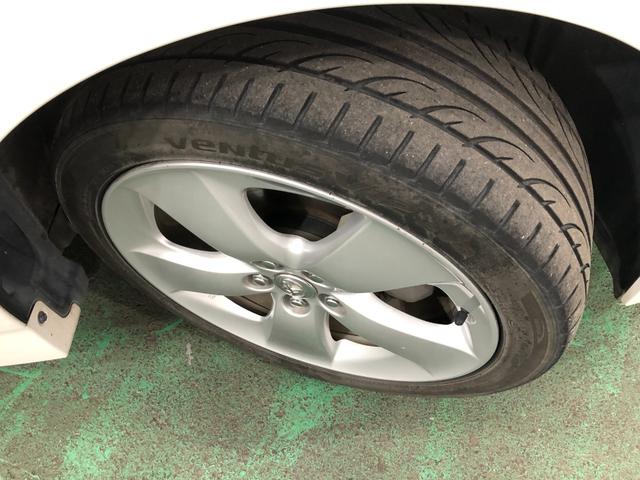 プリウスＳツーリングセレクション　修復歴／車検整備付／純正マット１年保証距離無制限　走行距離１１２０４３キロ　車検整備付　純正カーペットマット　助手席エアバッグ　サイドエアバッグ　オートライト　ＬＥＤヘッドランプ　電動格納式ドアミラー（埼玉県）の中古車