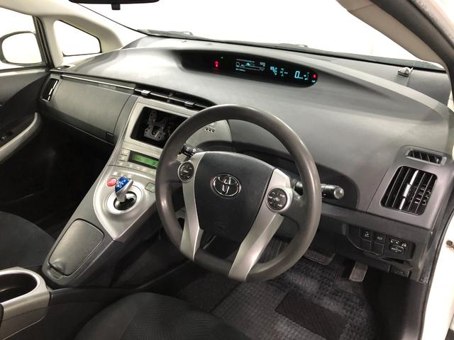 プリウスＳツーリングセレクション　修復歴／車検整備付／純正マット１年保証距離無制限　走行距離１１２０４３キロ　車検整備付　純正カーペットマット　助手席エアバッグ　サイドエアバッグ　オートライト　ＬＥＤヘッドランプ　電動格納式ドアミラー（埼玉県）の中古車