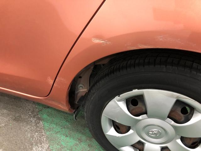 ヴィッツＵ　車検整備付／走行距離２１８０１キロ／ＣＤチューナー１年保証距離無制限　走行距離２１８０１キロ　ＣＤチューナー　純正カーペットマット　ロングバイザー　助手席エアバッグ　オートエアコン　電動格納式ドアミラー（埼玉県）の中古車