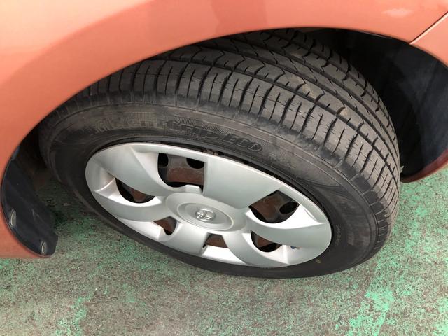 ヴィッツＵ　車検整備付／走行距離２１８０１キロ／ＣＤチューナー１年保証距離無制限　走行距離２１８０１キロ　ＣＤチューナー　純正カーペットマット　ロングバイザー　助手席エアバッグ　オートエアコン　電動格納式ドアミラー（埼玉県）の中古車