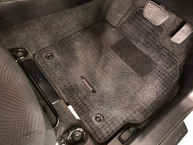 プリウスＳ　車検整備付　ナビ・バックモニター・ＥＴＣ付１年保証距離無制限　走行５１０１２キロ　オートライト　ＨＩＤヘッドランプ　助手席エアバック　純正マット（埼玉県）の中古車