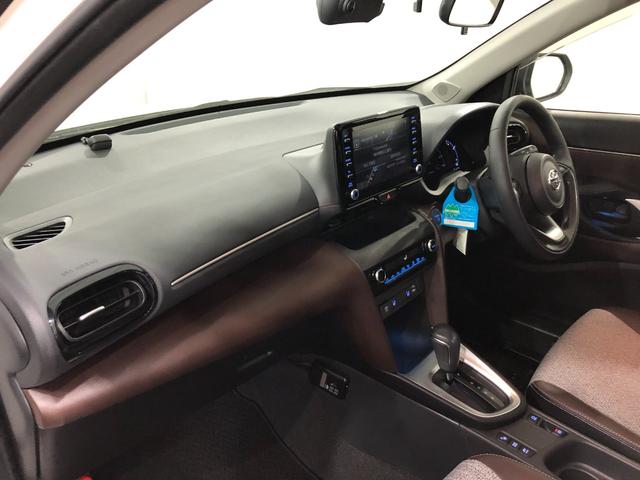 ヤリスクロスハイブリッドＺ　車検整備付／走行５２２１キロ／ナビ／ＥＴＣ１年保証距離無制限　走行５２２１キロ　ナビ　全周囲モニター　Ｃソナー　オートマチックハイビーム　オートライト　シートヒーター　サイドエアバッグ　助手席エアバック　純正マット　Ｂｌｕｅｔｏｏｔｈ（埼玉県）の中古車