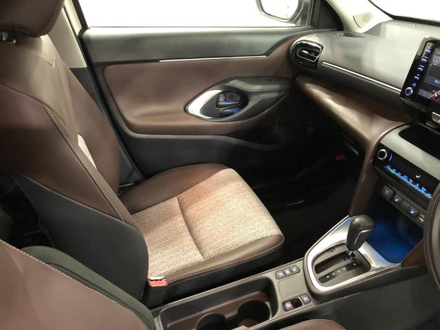ヤリスクロスハイブリッドＺ　車検整備付／走行５２２１キロ／ナビ／ＥＴＣ１年保証距離無制限　走行５２２１キロ　ナビ　全周囲モニター　Ｃソナー　オートマチックハイビーム　オートライト　シートヒーター　サイドエアバッグ　助手席エアバック　純正マット　Ｂｌｕｅｔｏｏｔｈ（埼玉県）の中古車