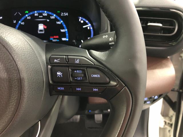 ヤリスクロスハイブリッドＺ　車検整備付／走行５２２１キロ／ナビ／ＥＴＣ１年保証距離無制限　走行５２２１キロ　ナビ　全周囲モニター　Ｃソナー　オートマチックハイビーム　オートライト　シートヒーター　サイドエアバッグ　助手席エアバック　純正マット　Ｂｌｕｅｔｏｏｔｈ（埼玉県）の中古車