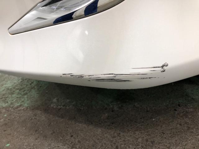 ヴォクシーＺＳ　車検整備付／走行８６３１８キロ／ナビ／後席モニター１年保証距離無制限　擦り傷　走行８６３１８キロ　後席モニター　ナビ　バックカメラ　ＥＴＣ　Ｃソナー　オートライト　ＬＥＤヘッドランプ　アイドリングストップ　両側電動スライドドア　Ｂｌｕｅｔｏｏｔｈ（埼玉県）の中古車
