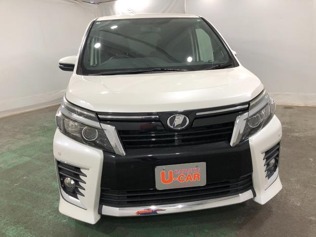 ヴォクシーＺＳ　車検整備付／走行８６３１８キロ／ナビ／後席モニター１年保証距離無制限　擦り傷　走行８６３１８キロ　後席モニター　ナビ　バックカメラ　ＥＴＣ　Ｃソナー　オートライト　ＬＥＤヘッドランプ　アイドリングストップ　両側電動スライドドア　Ｂｌｕｅｔｏｏｔｈ（埼玉県）の中古車