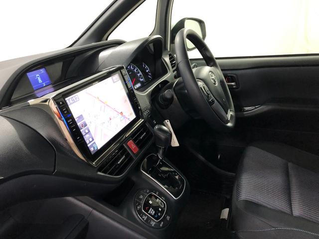 ヴォクシーＺＳ　車検整備付／走行８６３１８キロ／ナビ／後席モニター１年保証距離無制限　擦り傷　走行８６３１８キロ　後席モニター　ナビ　バックカメラ　ＥＴＣ　Ｃソナー　オートライト　ＬＥＤヘッドランプ　アイドリングストップ　両側電動スライドドア　Ｂｌｕｅｔｏｏｔｈ（埼玉県）の中古車