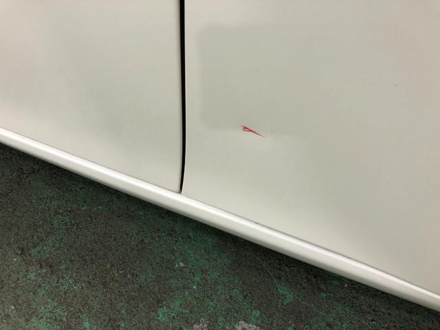 フェアレディＺベースグレード　車検整備付／走行３０９１４キロ／ナビ１年保証距離無制限　走行３０９１４キロ　ナビ　バックカメラ　ＥＴＣ　オートライト　ＨＩＤヘッドランプ　サイドエアバッグ　助手席エアバック　純正マット　取扱説明書　メンテナンスノート（埼玉県）の中古車