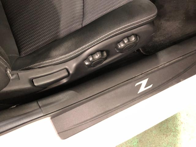 フェアレディＺベースグレード　車検整備付／走行３０９１４キロ／ナビ１年保証距離無制限　走行３０９１４キロ　ナビ　バックカメラ　ＥＴＣ　オートライト　ＨＩＤヘッドランプ　サイドエアバッグ　助手席エアバック　純正マット　取扱説明書　メンテナンスノート（埼玉県）の中古車