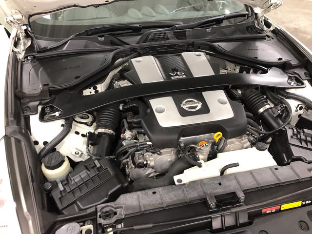 フェアレディＺベースグレード　車検整備付／走行３０９１４キロ／ナビ１年保証距離無制限　走行３０９１４キロ　ナビ　バックカメラ　ＥＴＣ　オートライト　ＨＩＤヘッドランプ　サイドエアバッグ　助手席エアバック　純正マット　取扱説明書　メンテナンスノート（埼玉県）の中古車