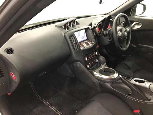 フェアレディＺベースグレード　車検整備付／走行３０９１４キロ／ナビ１年保証距離無制限　走行３０９１４キロ　ナビ　バックカメラ　ＥＴＣ　オートライト　ＨＩＤヘッドランプ　サイドエアバッグ　助手席エアバック　純正マット　取扱説明書　メンテナンスノート（埼玉県）の中古車