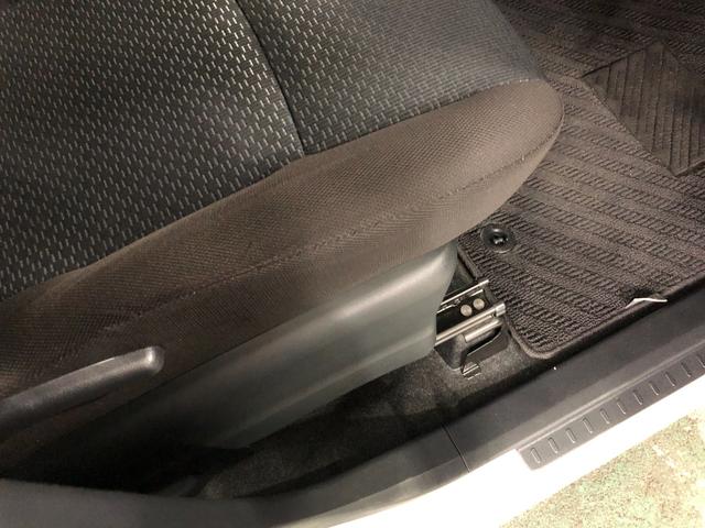 トールＸ　車検整備付／走行距離４７０１６キロ／ナビ／バックカメラ１年保証距離無制限　走行距離４７０１６キロ　車検整備付　純正フルセグナビ　バックカメラ　ブルートゥース　純正カーペットマット　オートライト　アイドリングストップ　片側電動スライドドア　キーフリー（埼玉県）の中古車