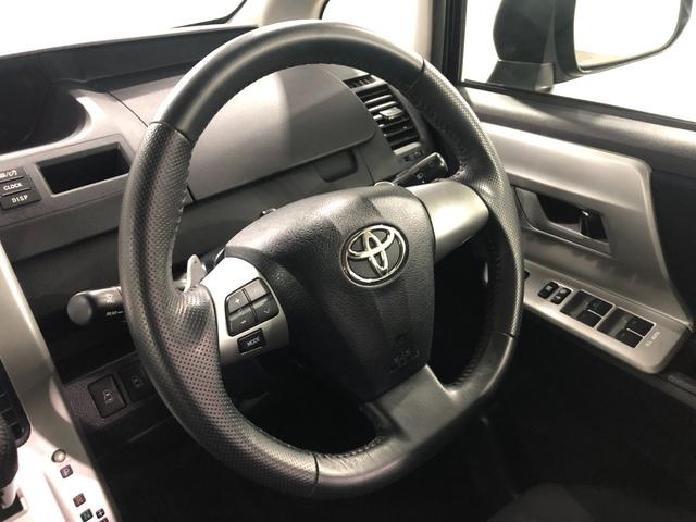 ノアＳｉ　走行距離９８７４５キロ／ワンセグナビ／バックカメラ１年保証距離無制限　走行距離９８７４５キロ　ワンセグナビ　バックカメラ　ブルートゥース　純正マット　オートライト　ＨＩＤヘッドランプ（埼玉県）の中古車
