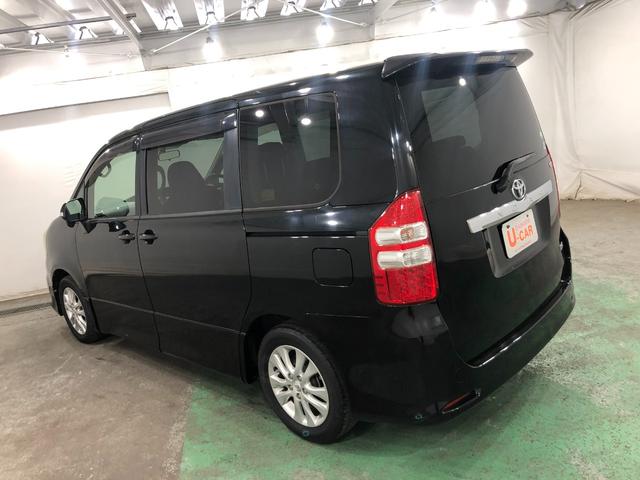 ノアＳｉ　走行距離９８７４５キロ／ワンセグナビ／バックカメラ１年保証距離無制限　走行距離９８７４５キロ　ワンセグナビ　バックカメラ　ブルートゥース　純正マット　オートライト　ＨＩＤヘッドランプ（埼玉県）の中古車