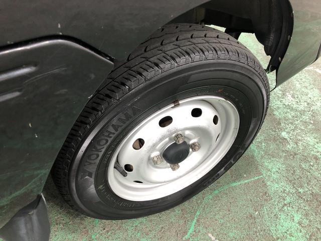 ハイゼットトラックエアコン・パワステ　スペシャル　２ＷＤ　ＡＴ　走行４．２万車検整備付　１年保証距離無制限　走行距離４２２３４キロ　ＦＭＡＭラジオ　純正フロアマット　ロングバイザー　マニュアルエアコン　スペアキー（埼玉県）の中古車