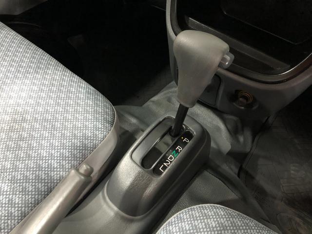 ハイゼットトラックエアコン・パワステ　スペシャル　２ＷＤ　ＡＴ　走行４．２万車検整備付　１年保証距離無制限　走行距離４２２３４キロ　ＦＭＡＭラジオ　純正フロアマット　ロングバイザー　マニュアルエアコン　スペアキー（埼玉県）の中古車