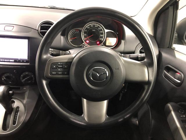 デミオ１３Ｃ−Ｖ　スマートエディションII　走行距離４３０５１キロ１年保証距離無制限　走行距離４３０５１キロ　フルセグナビ　ブルートゥース　純正カーペットマット　助手席エアバッグ　ドリンクホルダー　電動格納式ドアミラー（埼玉県）の中古車
