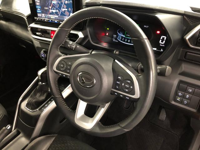 ロッキープレミアム　車検整備付／走行距離２８５７０キロ／ナビドラレコ１年保証距離無制限　走行距離２８５７０キロ　純正フルセグナビ　パノラマモニター　ドラレコ　純正マット　サイドエアバッグ　ＬＥＤヘッドランプ　アイドリングストップ　シートヒーター　オート格納式ドアミラー（埼玉県）の中古車