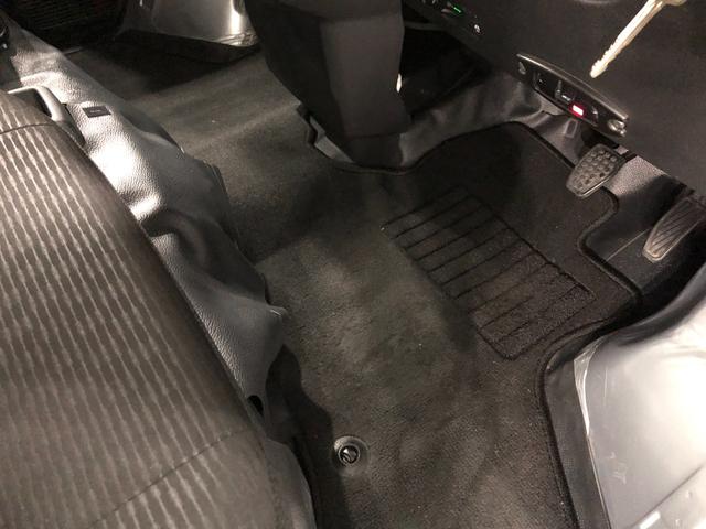 ハイゼットカーゴＤＸ　走行距離６００８キロ／純正フルセグナビ／ドラレコ１年保証距離無制限　走行距離６００８キロ　純正フルセグナビ　ドラレコ　ブルートゥース　マット　助手席エアバッグ　クリアランスソナー　オートライト　両側スライドドア（埼玉県）の中古車