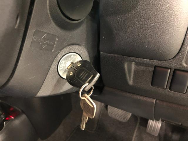 マーチ１２Ｓ　走行距離３１６４１キロ／ＣＤチューナー／マット１年保証距離無制限　走行距離３１６４１キロ　ＣＤチューナー　純正カーペットマット　ロングバイザー　マニュアルエアコン　キーレスエントリー（埼玉県）の中古車