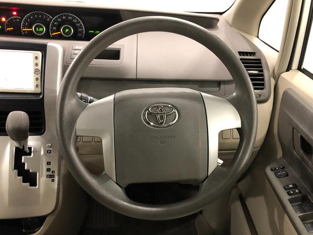 ノアＸ　車検整備付／走行距離８０４６７キロ／ＴＶレスナビ１年保証距離無制限　走行距離８０４６７キロ　車検整備付　ＴＶレスナビ　純正カーペットマット　助手席エアバッグ　ドリンクホルダー　オートエアコン（埼玉県）の中古車