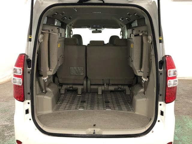 ノアＸ　車検整備付／走行距離８０４６７キロ／ＴＶレスナビ１年保証距離無制限　走行距離８０４６７キロ　車検整備付　ＴＶレスナビ　純正カーペットマット　助手席エアバッグ　ドリンクホルダー　オートエアコン（埼玉県）の中古車