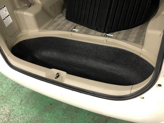 ノアＸ　車検整備付／走行距離８０４６７キロ／ＴＶレスナビ１年保証距離無制限　走行距離８０４６７キロ　車検整備付　ＴＶレスナビ　純正カーペットマット　助手席エアバッグ　ドリンクホルダー　オートエアコン（埼玉県）の中古車