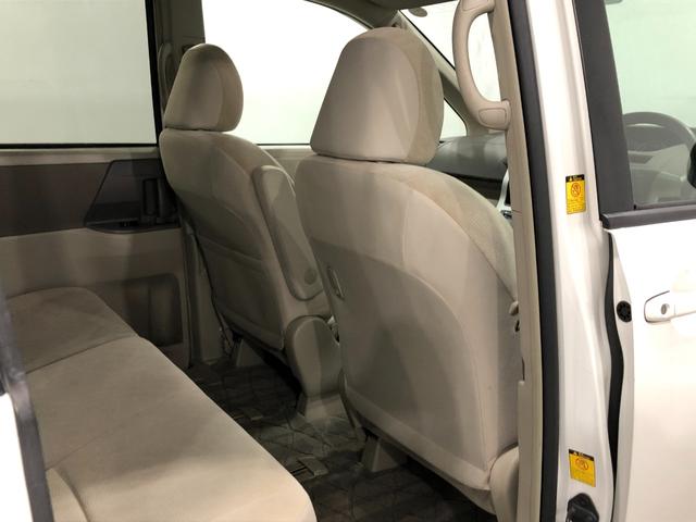 ノアＸ　車検整備付／走行距離８０４６７キロ／ＴＶレスナビ１年保証距離無制限　走行距離８０４６７キロ　車検整備付　ＴＶレスナビ　純正カーペットマット　助手席エアバッグ　ドリンクホルダー　オートエアコン（埼玉県）の中古車