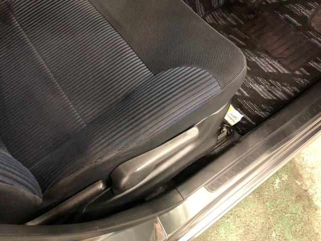 ムーヴＸ　ＶＳ　III一年保証距離無制限　走行距離１１２９２０キロ　車検整備付　ナビ　ブルートゥース　ベンチシート　カーペットマット　オートエアコン（埼玉県）の中古車