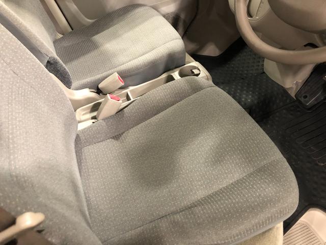 エブリイＰＣ　走行距離５４３５３キロ／フルセグナビ／純正フロアマット１年保証距離無制限　走行距離５４３５３キロ　フルセグナビ　ブルートゥース　純正フロアマット　助手席エアバッグ　両側スライドドア　ドリンクホルダー（埼玉県）の中古車