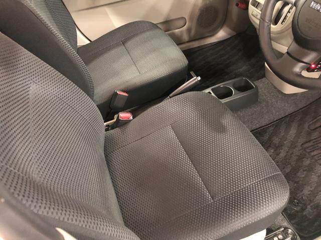 ミライースＸ　リミテッドＳＡ　ナビ／バックカメラ一年保証走行距離無制限　走行距離９５９９キロ　ナビ　バックカメラ　ブルートゥース　ＤＶＤ再生　ＥＴＣ　カーペットマット　アイドリングストップ　キーレスエントリー（埼玉県）の中古車