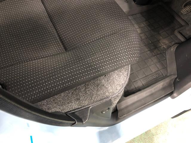 ハイゼットカーゴクルーズターボＳＡIII　４ＷＤ／走行２２７８７キロ／ナビ１年保証距離無制限　走行距離２２７８７キロ　フルセグナビ　バックカメラ　ブルートゥース　純正マット　助手席エアバッグ　オートマチックハイビーム　ＬＥＤヘッドランプ　アイドリングストップ（埼玉県）の中古車