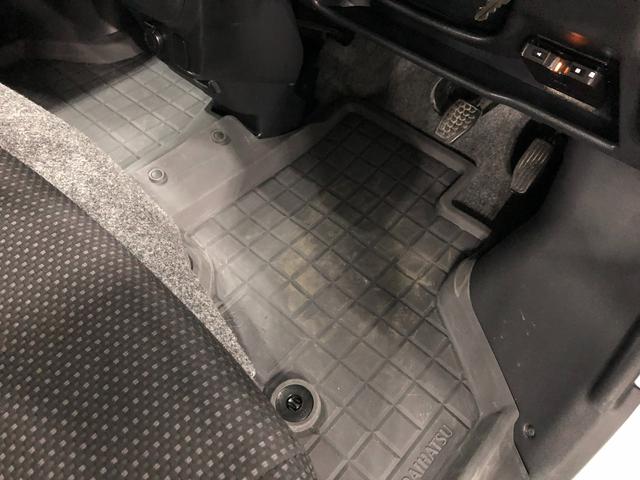 ハイゼットカーゴクルーズターボＳＡIII　４ＷＤ／走行２２７８７キロ／ナビ１年保証距離無制限　走行距離２２７８７キロ　フルセグナビ　バックカメラ　ブルートゥース　純正マット　助手席エアバッグ　オートマチックハイビーム　ＬＥＤヘッドランプ　アイドリングストップ（埼玉県）の中古車