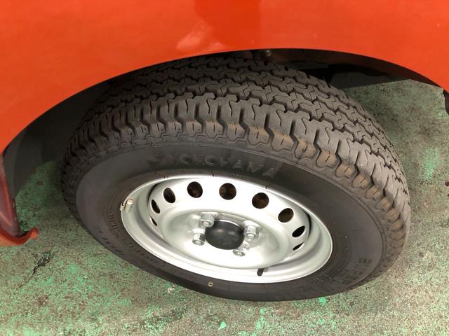 ハイゼットトラックジャンボＳＡIIIｔ　４ＷＤ／ＭＴ車／走行距離１９５９１キロ１年保証距離無制限　走行１９５９１キロ　４ＷＤ　ＭＴ　ルーフキャリア　Ｃソナー　オートライト　ＬＥＤヘッドランプ　助手席エアバック　純正マット　パワーウィンドウ　５速マニュアル　横滑り防止システム（埼玉県）の中古車