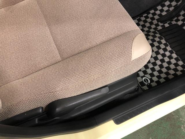 ミラココアココアＸ　ＣＤチューナー／オートエアコン／カーペットマット一年保証距離無制限　走行距離８７２５４キロ　ＣＤチューナー　オートエアコン　フォグランプ　エアコン　パワステ　助手席エアバッグ（埼玉県）の中古車