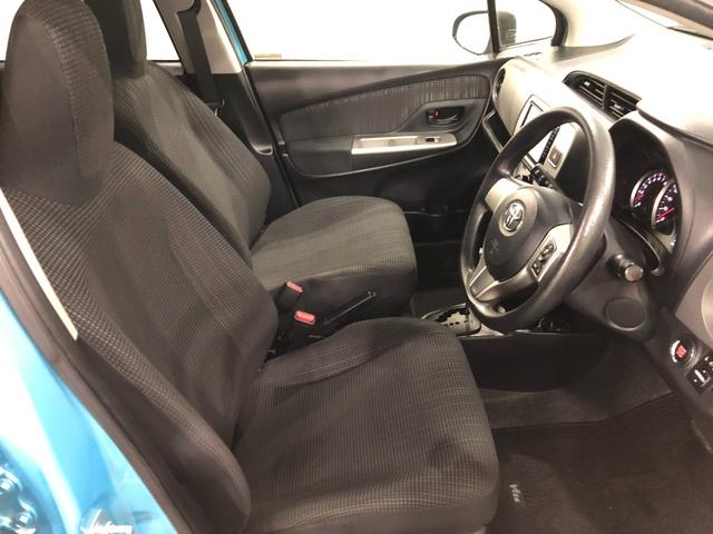 ヴィッツＦ　車検整備付／走行距離４３０９４キロ／ワンセグナビ／マット１年保証距離無制限　走行距離４３０９４キロ　ワンセグナビ　ブルートゥース　ドラレコ　純正カーペットマット　助手席エアバッグ　ＬＥＤヘッドランプ　アイドリングストップ（埼玉県）の中古車