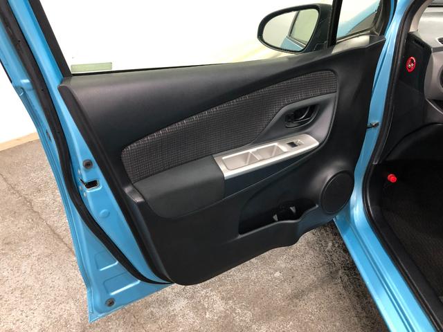 ヴィッツＦ　車検整備付／走行距離４３０９４キロ／ワンセグナビ／マット１年保証距離無制限　走行距離４３０９４キロ　ワンセグナビ　ブルートゥース　ドラレコ　純正カーペットマット　助手席エアバッグ　ＬＥＤヘッドランプ　アイドリングストップ（埼玉県）の中古車