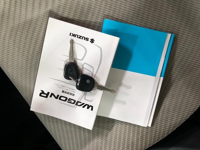 ワゴンＲＦＸ　ＣＤチューナー付一年保証走行距離無制限　走行距離９９９８７キロ　キーレスエントリー　ＣＤチューナー　オートエアコン　カーペットマット　アイドリングストップ（埼玉県）の中古車