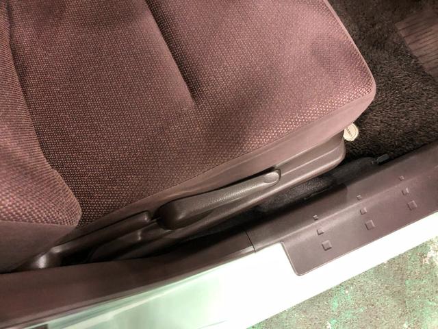パッソプラスハナ　雹害／走行距離６７０７７キロ／ワンセグナビ１年保証距離無制限　走行距離６７０７７キロ　ワンセグナビ　バックカメラ　ブルートゥース　純正カーペットマット　助手席エアバッグ　オートエアコン（埼玉県）の中古車