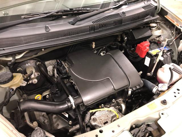 パッソプラスハナ　雹害／走行距離６７０７７キロ／ワンセグナビ１年保証距離無制限　走行距離６７０７７キロ　ワンセグナビ　バックカメラ　ブルートゥース　純正カーペットマット　助手席エアバッグ　オートエアコン（埼玉県）の中古車