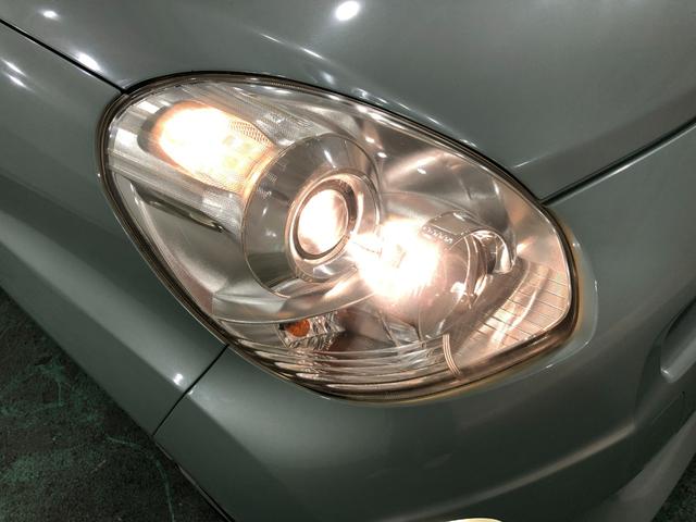 パッソプラスハナ　雹害／走行距離６７０７７キロ／ワンセグナビ１年保証距離無制限　走行距離６７０７７キロ　ワンセグナビ　バックカメラ　ブルートゥース　純正カーペットマット　助手席エアバッグ　オートエアコン（埼玉県）の中古車
