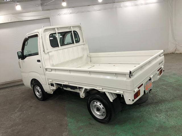 ハイゼットトラックスタンダード　車検整備付／ＭＴ車／走行距離１６１１３キロ１年保証距離無制限　走行距離１６１１３キロ　車検整備付　ＭＴ５速　ＦＭＡＭラジオ　純正フロアマット　助手席エアバッグ　マニュアルエアコン（埼玉県）の中古車