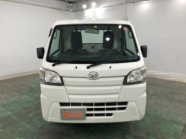 ハイゼットトラックスタンダード　車検整備付／ＭＴ車／走行距離１６１１３キロ１年保証距離無制限　走行距離１６１１３キロ　車検整備付　ＭＴ５速　ＦＭＡＭラジオ　純正フロアマット　助手席エアバッグ　マニュアルエアコン（埼玉県）の中古車