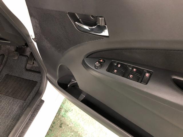 ムーヴカスタム　ＲＳ　走行距離２９６３９キロ／フルセグナビ／マット１年保証距離無制限　走行距離２９６３９キロ　フルセグナビ　バックカメラ　ブルートゥース　純正カーペットマット　助手席エアバッグ　オートライト　ＬＥＤヘッドランプ　アイドリングストップ（埼玉県）の中古車