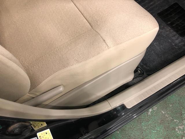 ムーヴＬ　車検整備付／走行距離５５３５８キロ／ＣＤチューナー１年保証距離無制限　走行距離５５３５８キロ　ＣＤチューナー　カーペットマット　助手席エアバッグ　アイドリングストップ　オートエアコン　キーレスエントリー（埼玉県）の中古車
