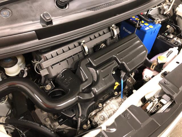 ムーヴＸ　走行距離２０５５５キロ／ＣＤチューナー／マット／バイザー１年保証距離無制限　走行距離２０５５５キロ　ＣＤチューナー　純正カーペットマット　ワイドバイザー　助手席エアバッグ　アイドリングストップ　プッシュボタンスタート（埼玉県）の中古車