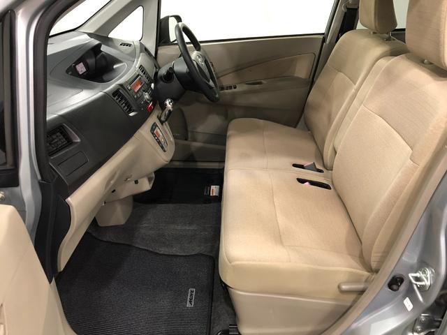 ムーヴＸ　走行距離２０５５５キロ／ＣＤチューナー／マット／バイザー１年保証距離無制限　走行距離２０５５５キロ　ＣＤチューナー　純正カーペットマット　ワイドバイザー　助手席エアバッグ　アイドリングストップ　プッシュボタンスタート（埼玉県）の中古車
