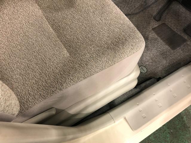 パッソＧ　車検整備付／走行距離２１６１０キロ／ワンセグナビ／マット１年保証距離無制限　走行距離２１６１０キロ　車検整備付　ワンセグナビ　ブルートゥース　ＤＶＤ再生　純正カーペットマット　オートライト（埼玉県）の中古車