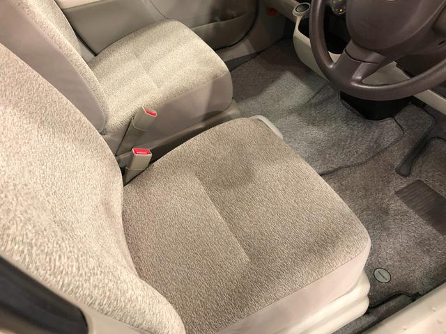 パッソＧ　車検整備付／走行距離２１６１０キロ／ワンセグナビ／マット１年保証距離無制限　走行距離２１６１０キロ　車検整備付　ワンセグナビ　ブルートゥース　ＤＶＤ再生　純正カーペットマット　オートライト（埼玉県）の中古車
